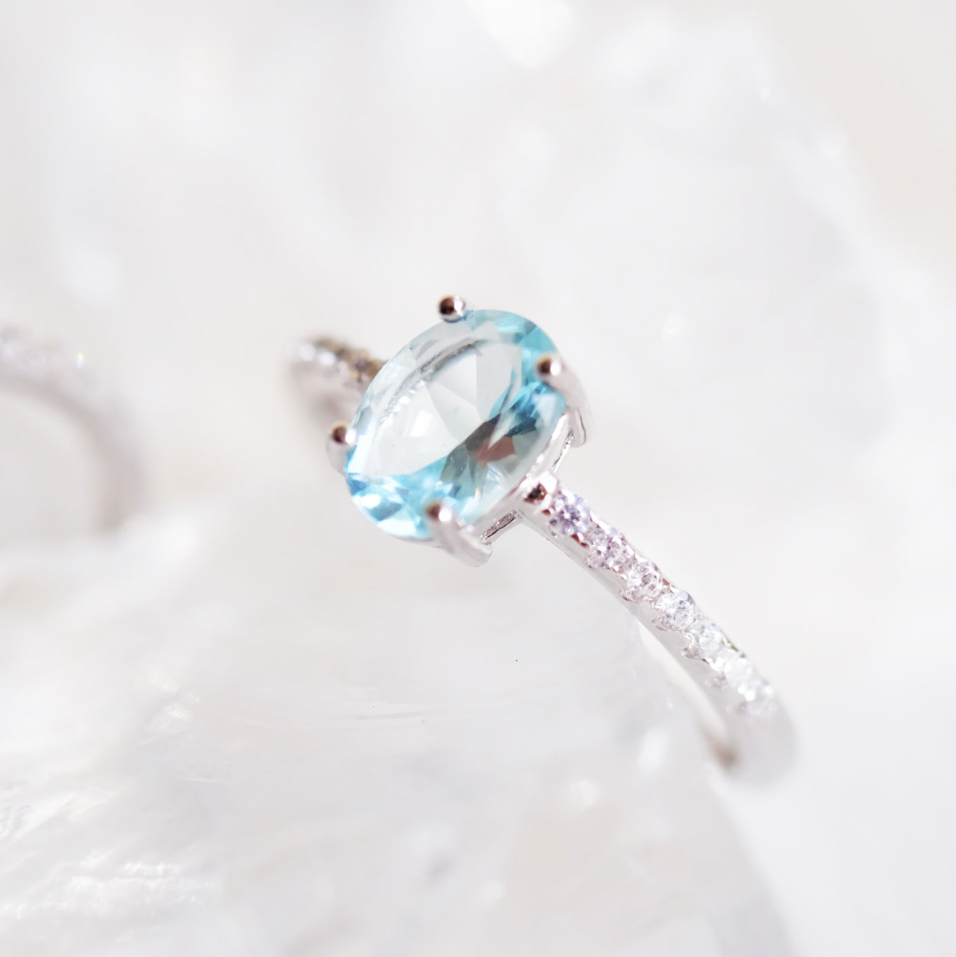 Natural Aquamarine Oval Cut Gemstone Ring