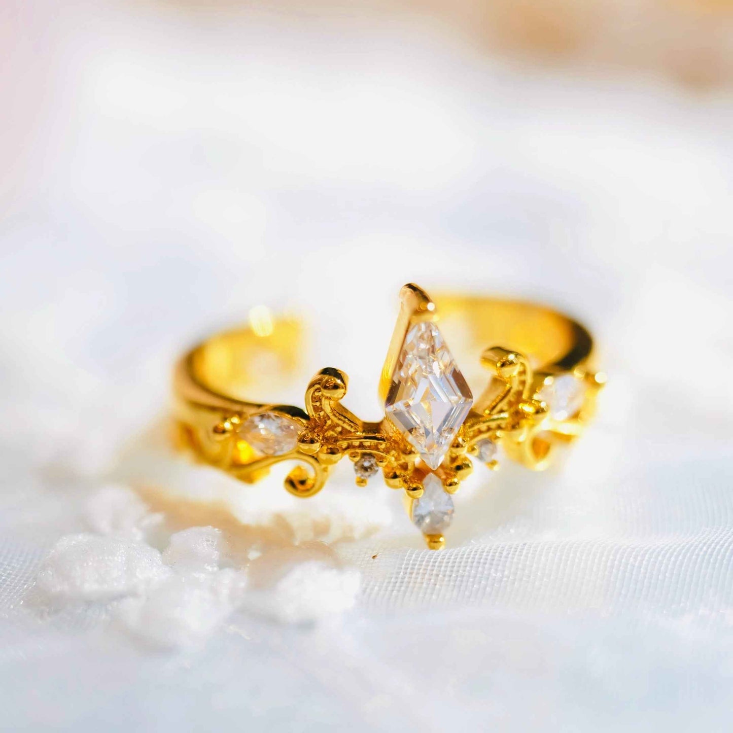 Crown Ring with Rhombus zircon