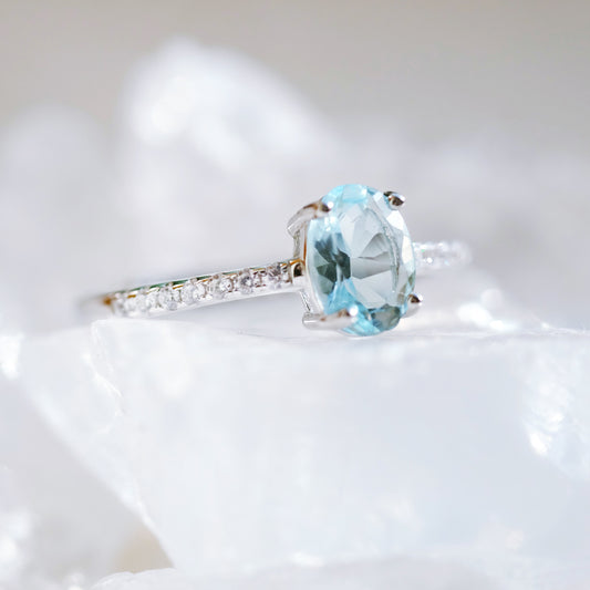 Natural Aquamarine Oval Cut Gemstone Ring