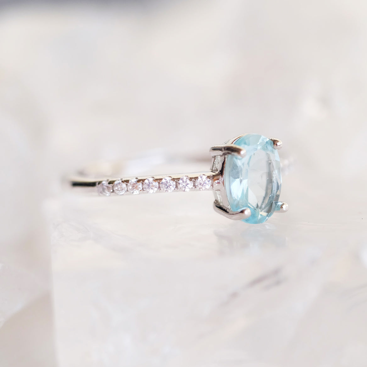 Natural Aquamarine Oval Cut Gemstone Ring