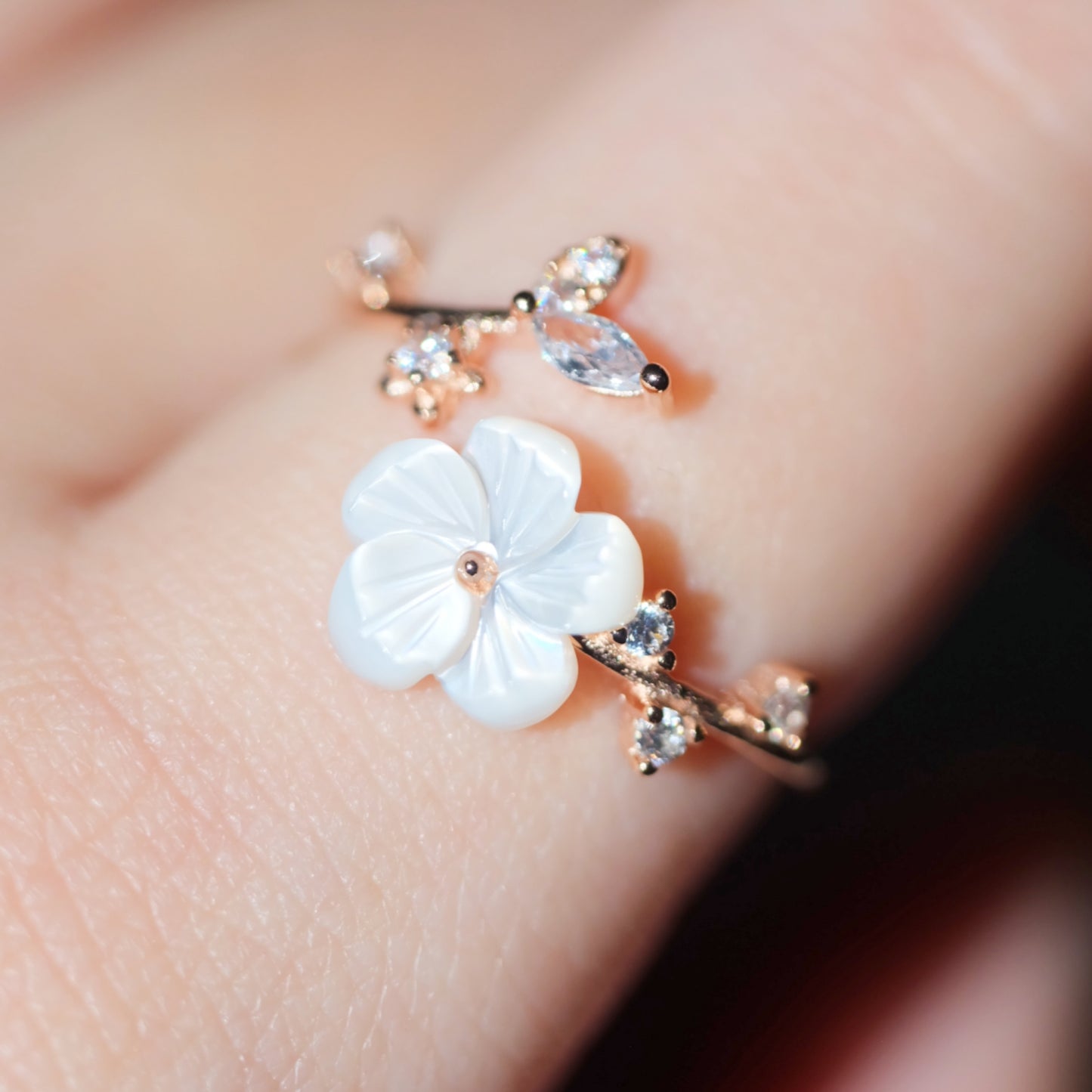 Кольцо Star Wish Vine Flower Open Ring из стали S925 с покрытием из 18-каратного розового золота, украшенное ракушками и цирконами, регулируемая длина.