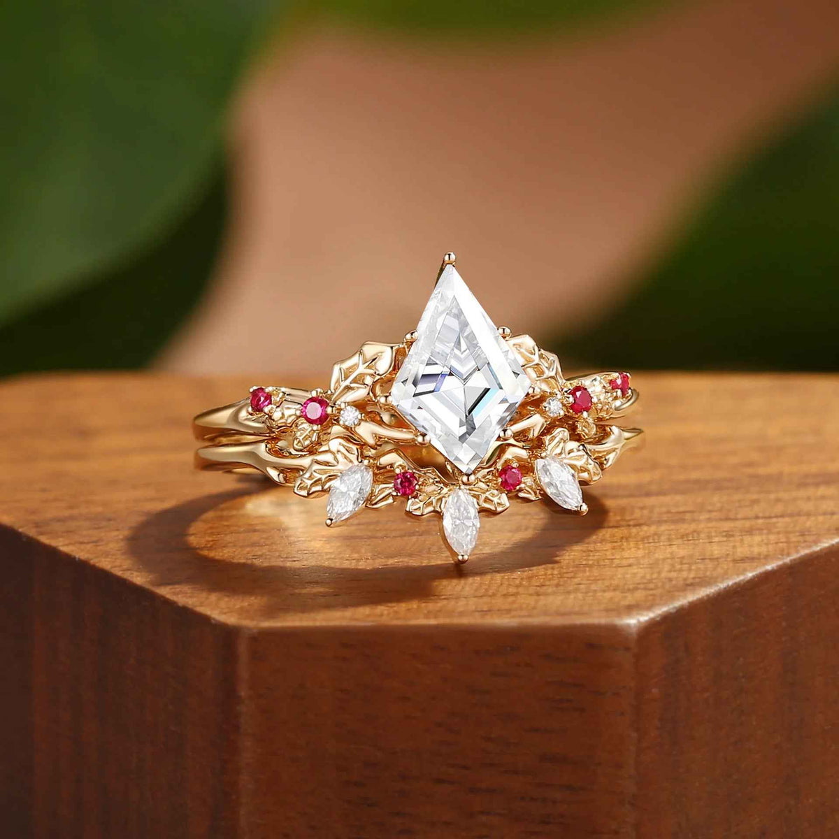 Handmade S925 Gold Vermeil 1ct Kite Moissanite Stack Ring Set