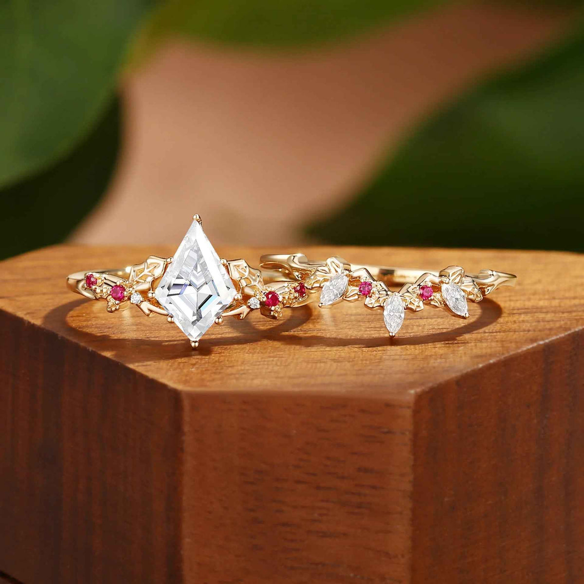 Handmade S925 Gold Vermeil 1ct Kite Moissanite Stack Ring Set