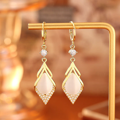 STAR WISH cat eye zircon teardrop earrings display view