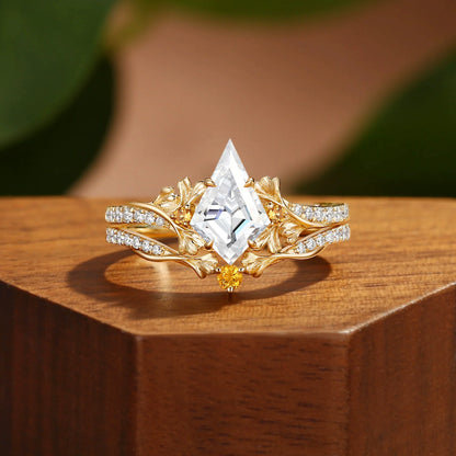 STAR WISH kite moissanite ring set stacked detail