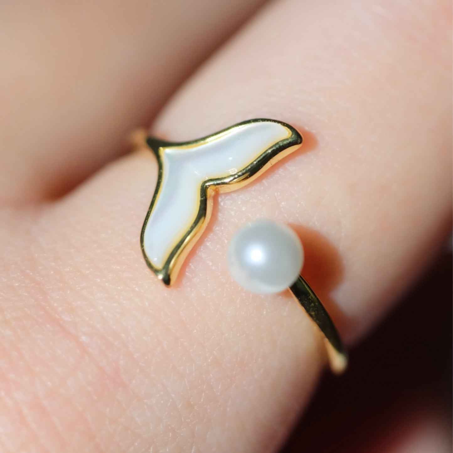 STAR WISH mermaid tail pearl ring as ocean inspired gift jewelry