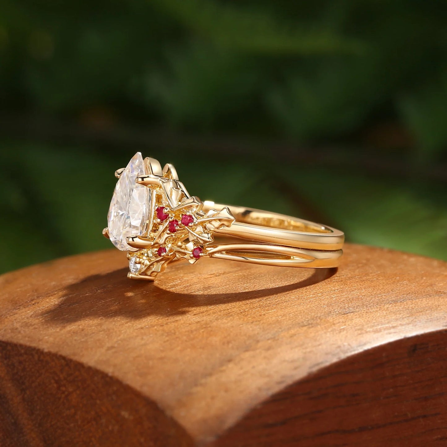 Pear-cut moissanite leaf ring set side view