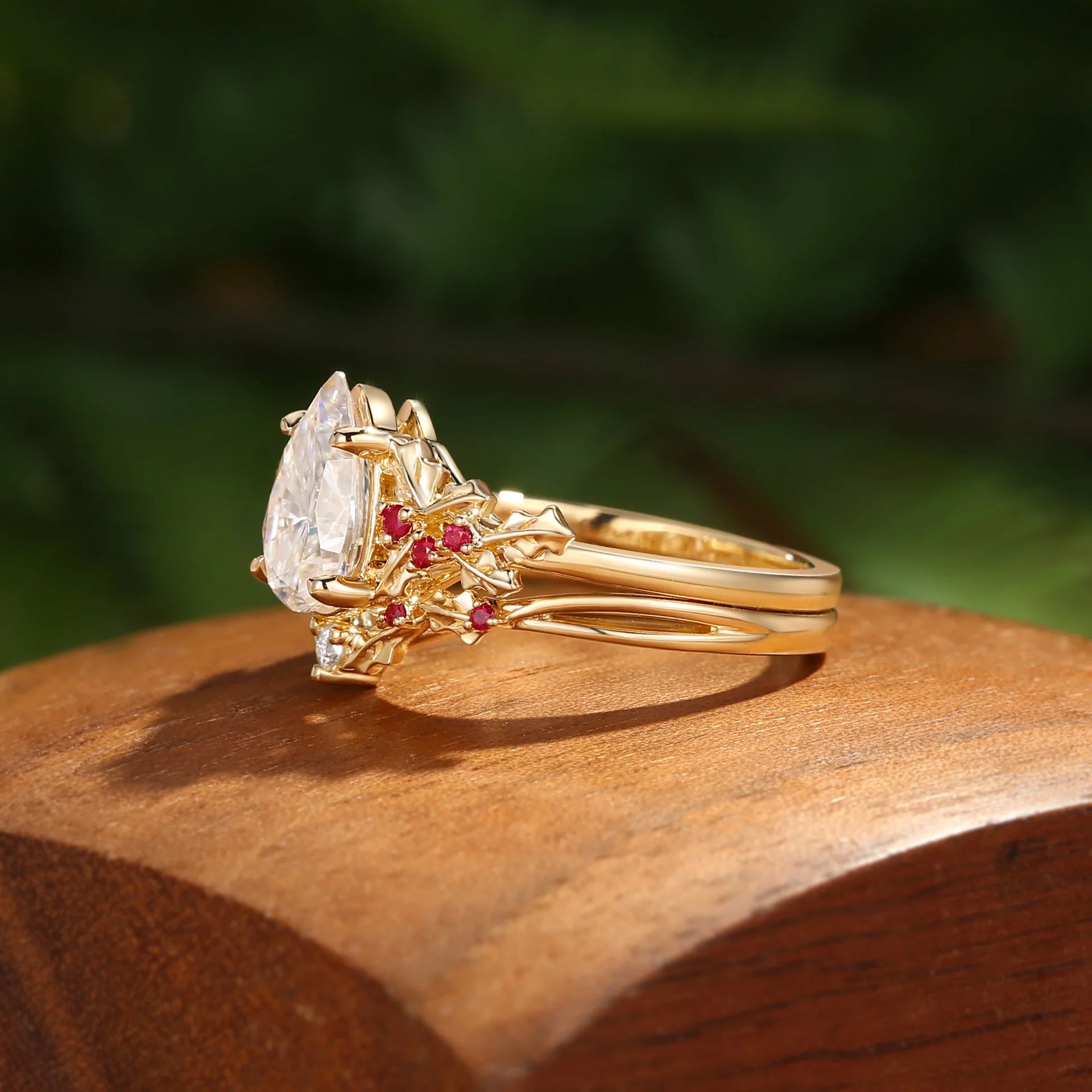 Pear-cut moissanite leaf ring set side view
