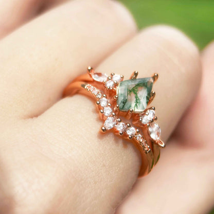 Detail view of STAR WISH moss agate fairy ring set
