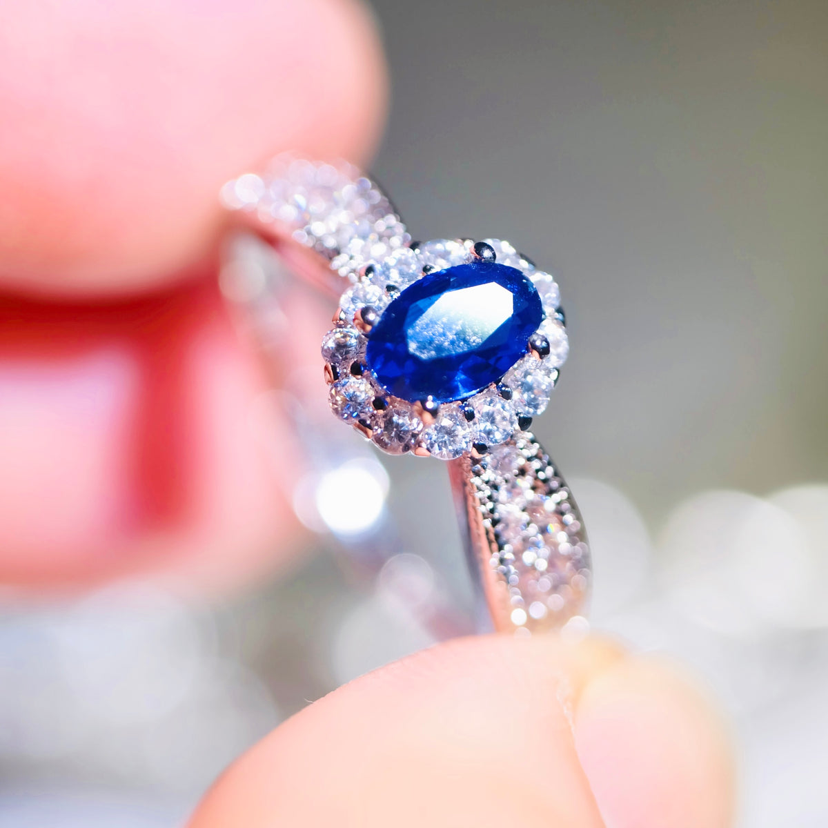 Detail view of STAR WISH sapphire adjustable ring with silver band